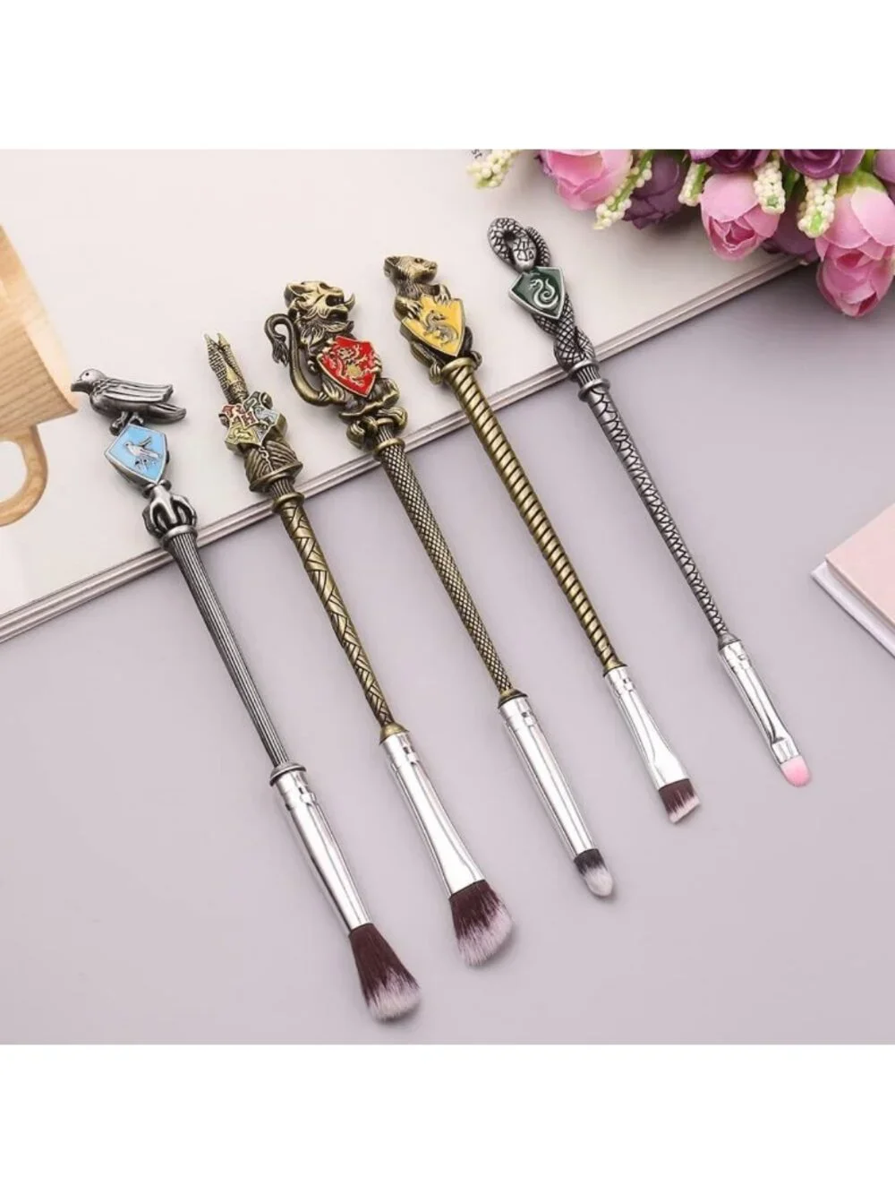 Magic Wand Makeup Brush Set - 2 Color Options, Eye Shadow & Lip Brushes for